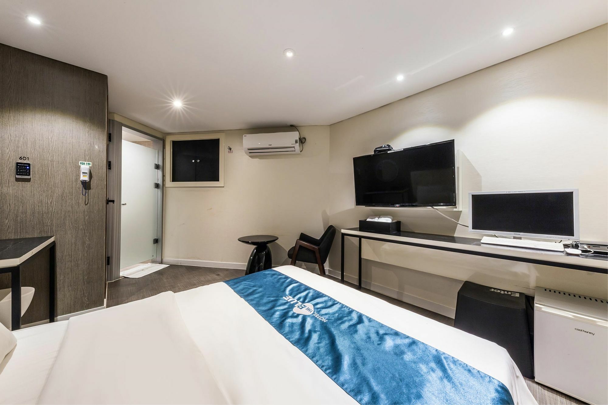 Cheonho Hotel The Blue Seoul Exterior photo